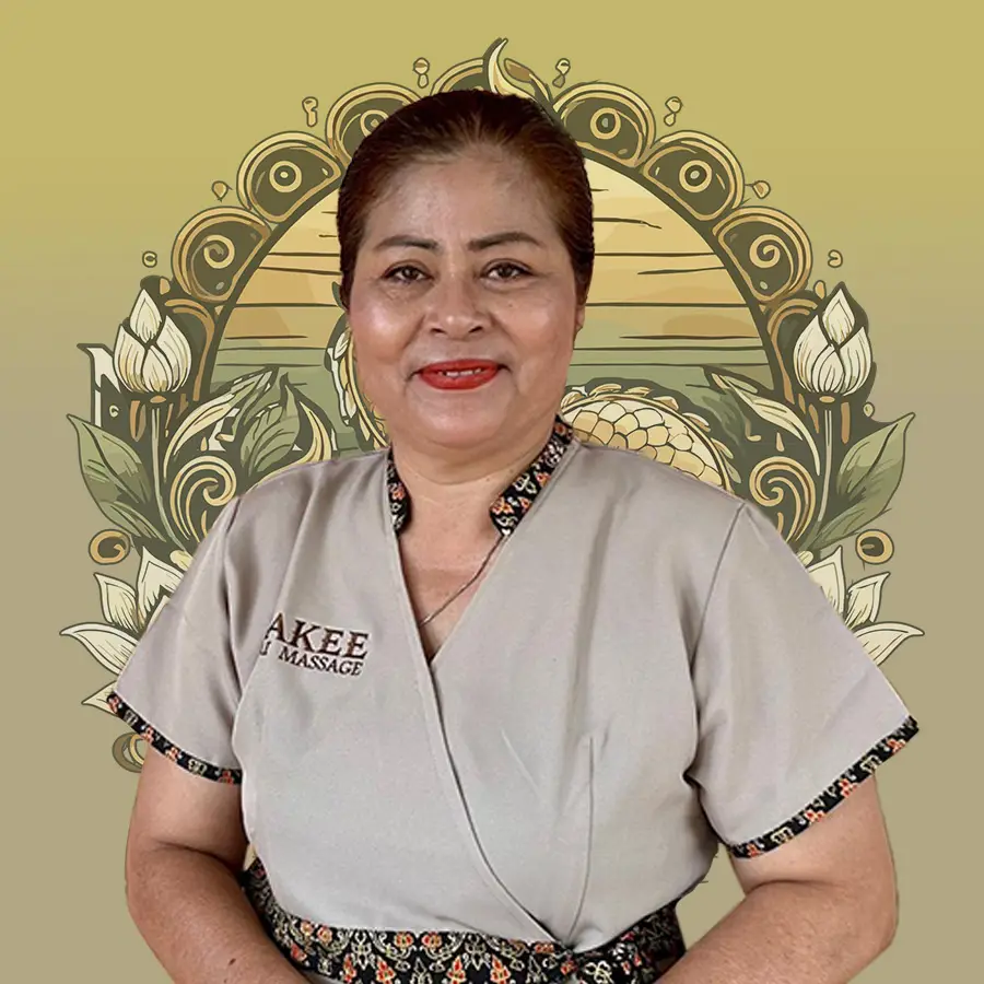 Nakees-Massage-Therapist-Pia