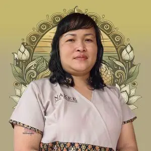 Nakee's-Massage-Therapist-Nok